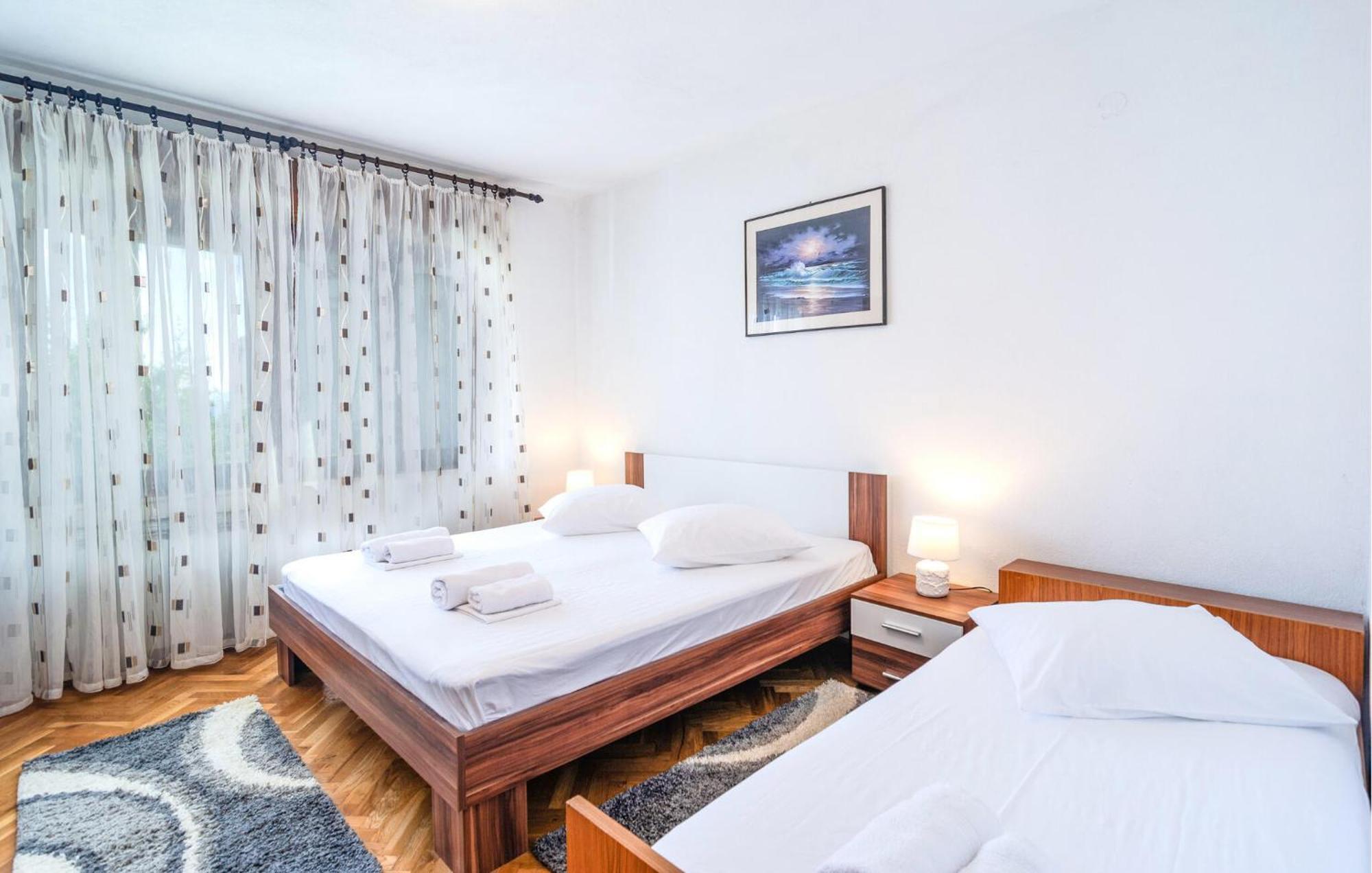 Amazing Apartment In Podstrana With Wifi المظهر الخارجي الصورة