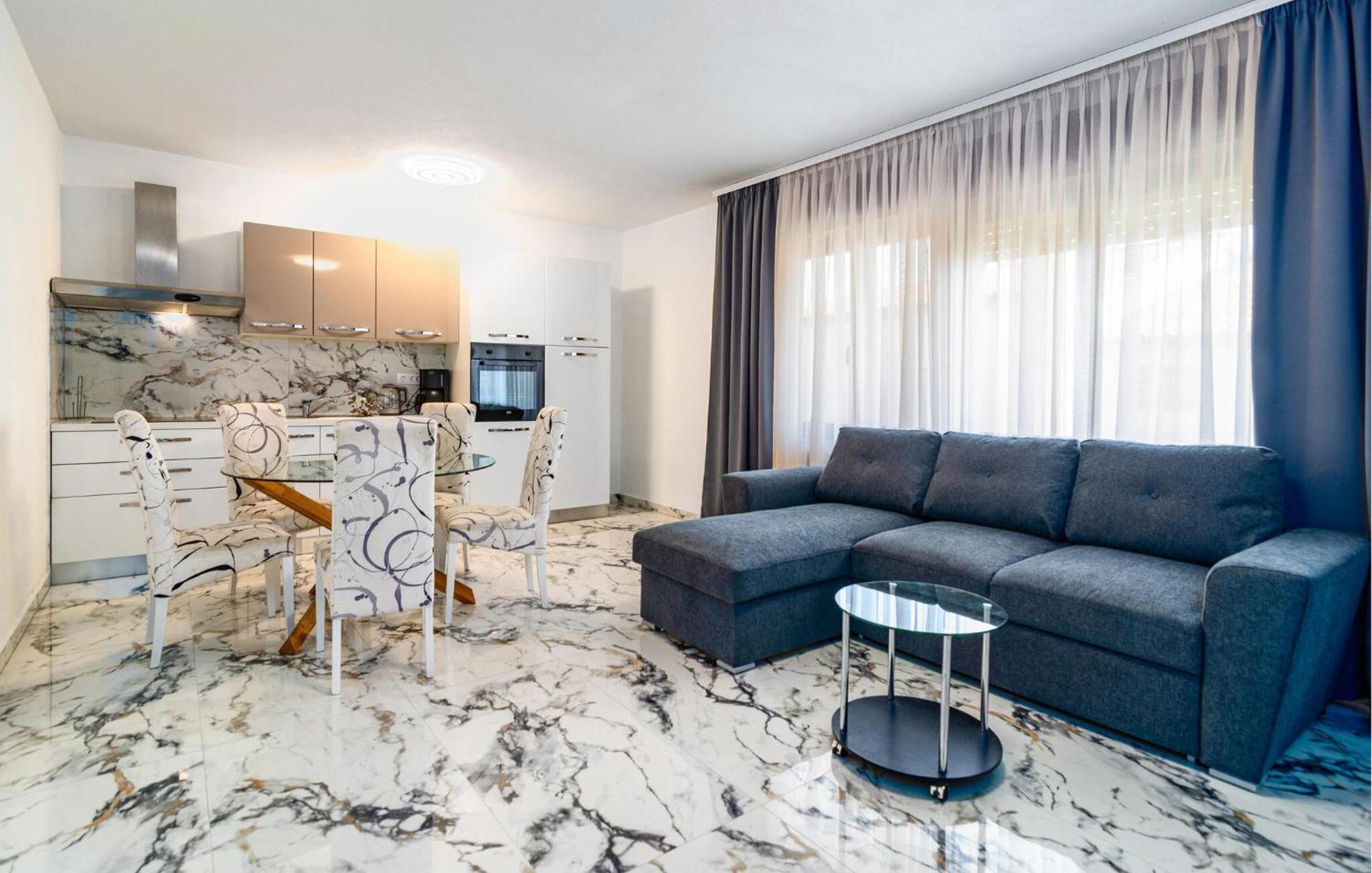 Amazing Apartment In Podstrana With Wifi المظهر الخارجي الصورة